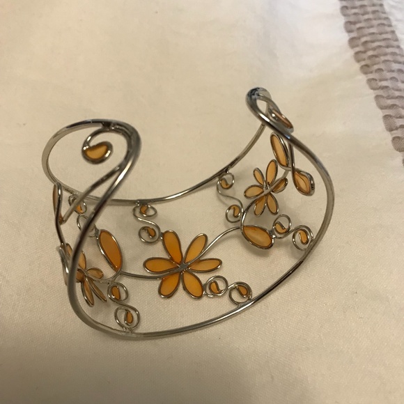 Metal Open-Work Floral Statement Cuff - silver tone - Picture 5 of 6